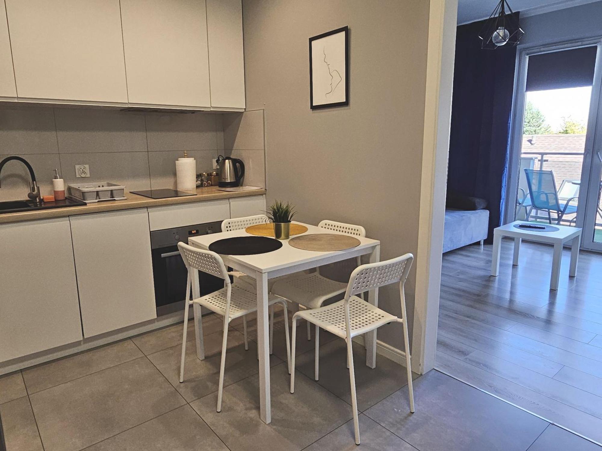 Urban Jungle - Silver Apartment Белосток Экстерьер фото
