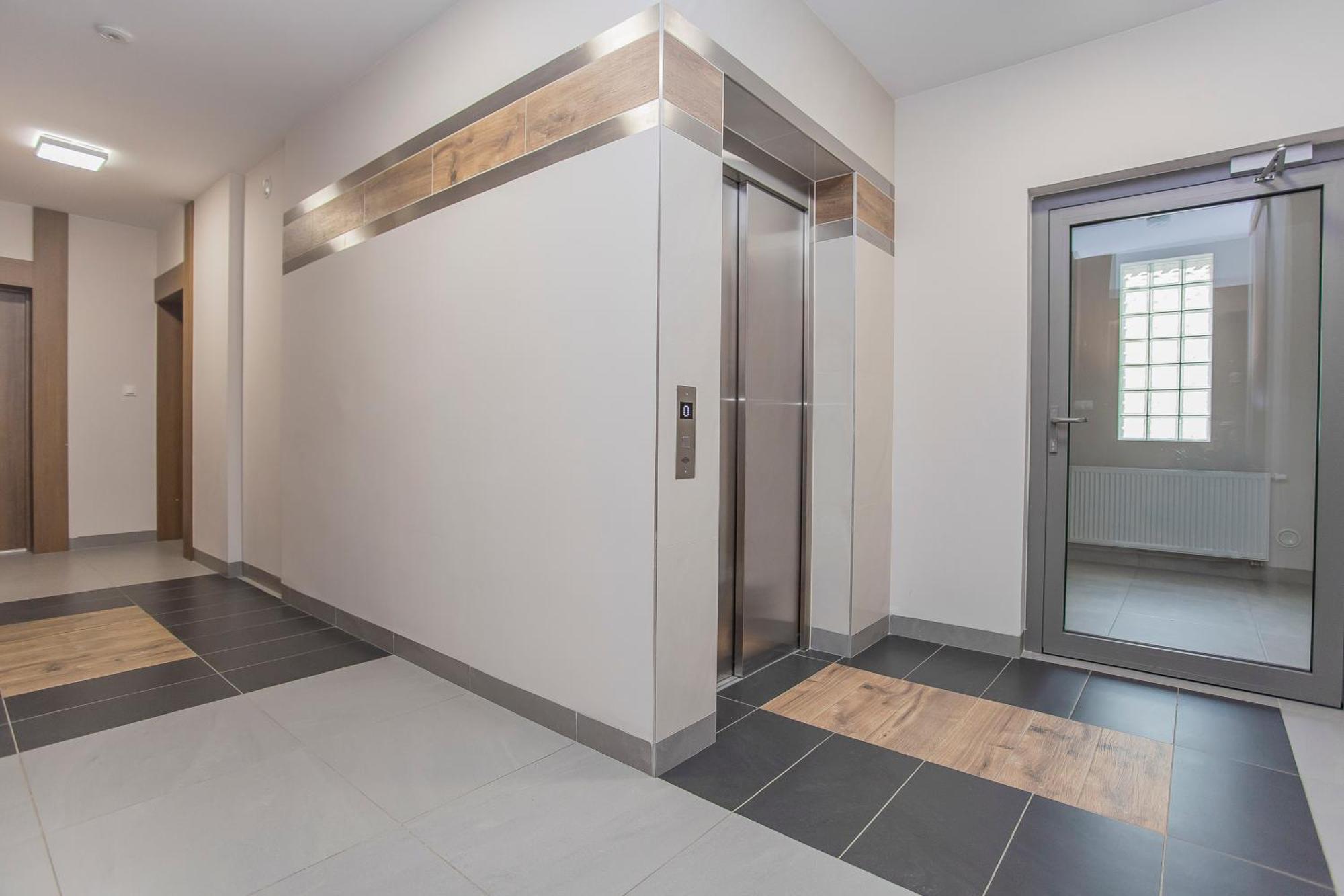 Urban Jungle - Silver Apartment Белосток Экстерьер фото