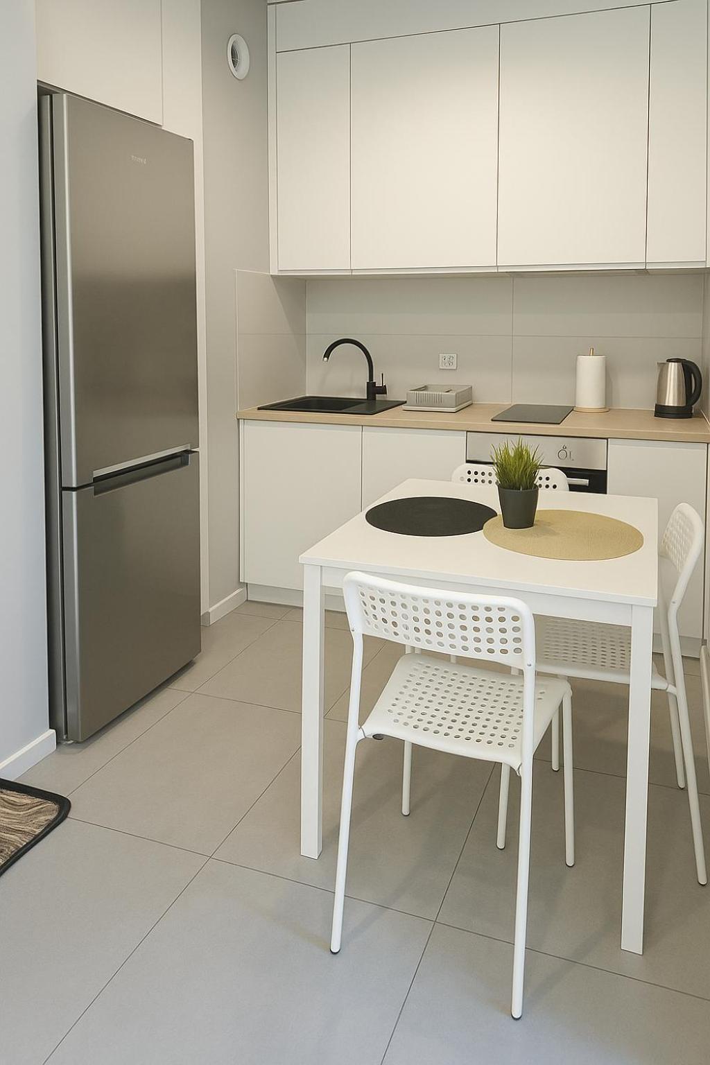 Urban Jungle - Silver Apartment Белосток Экстерьер фото