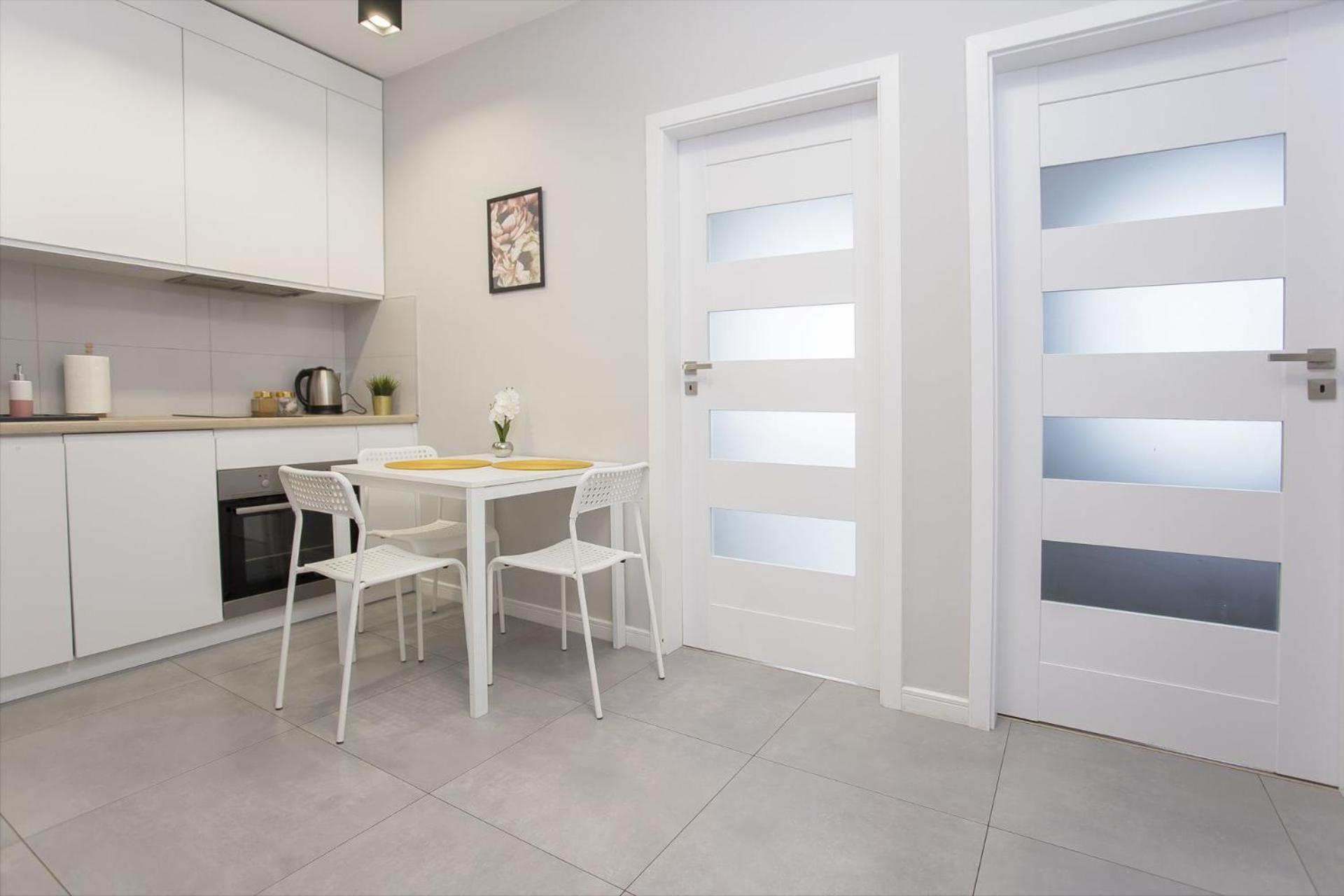 Urban Jungle - Silver Apartment Белосток Экстерьер фото